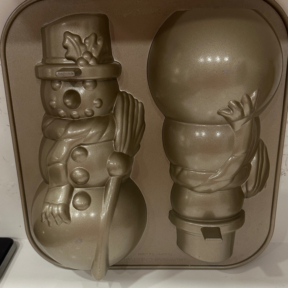 Gold Nordic Ware Snowman Cake Pan